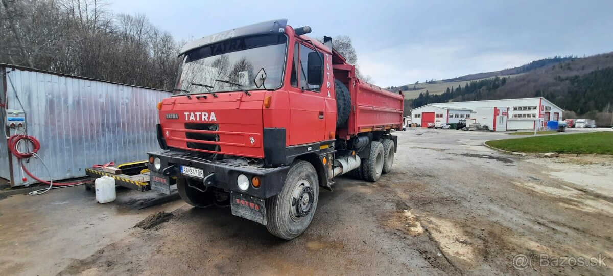Tatra 815