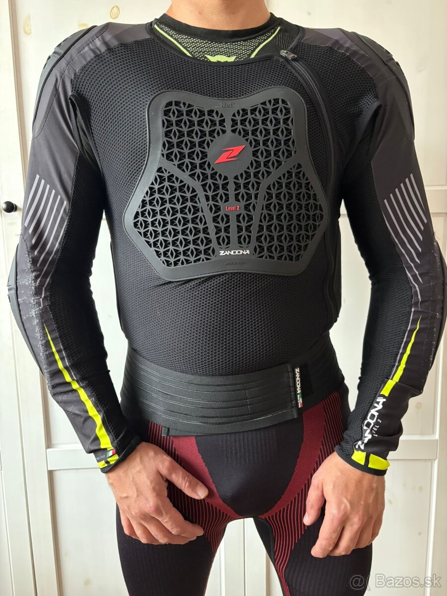 Chránič tela Zandona NetCube X8 – veľkosť M
