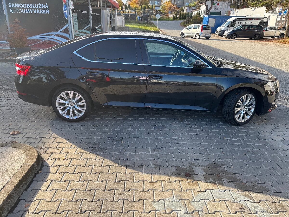 Superb 2022_ DSG 2.0 TDI