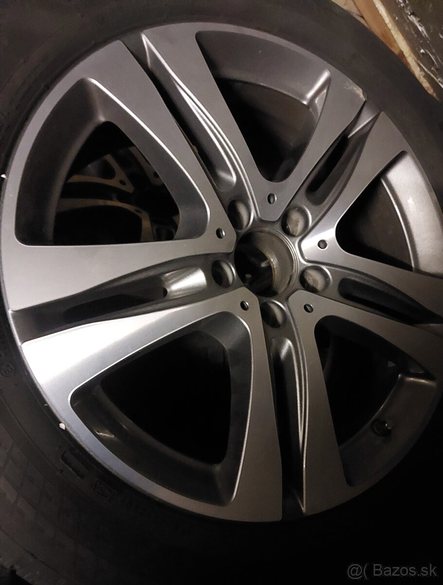 Pneu + elektrony mercedes 245/50 R18