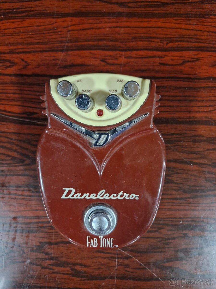 Gitarový efekt Danelectro