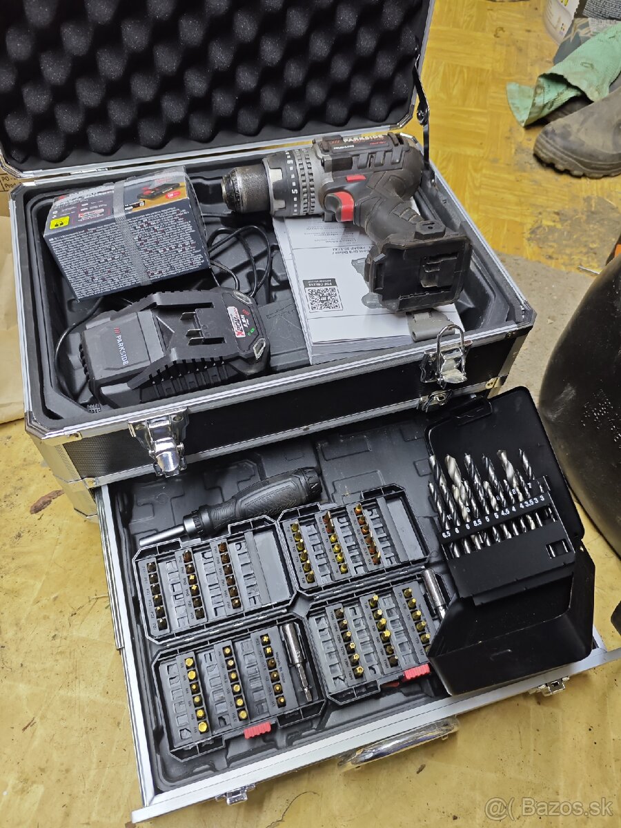 Parkside aku vŕtačka + nabíjačka + batéria