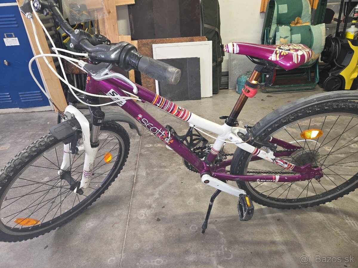 Dievčenský bicykel