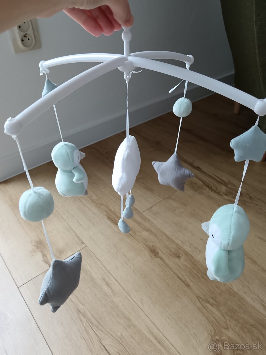 Hrací kolotoč JaBaDaBaDo...