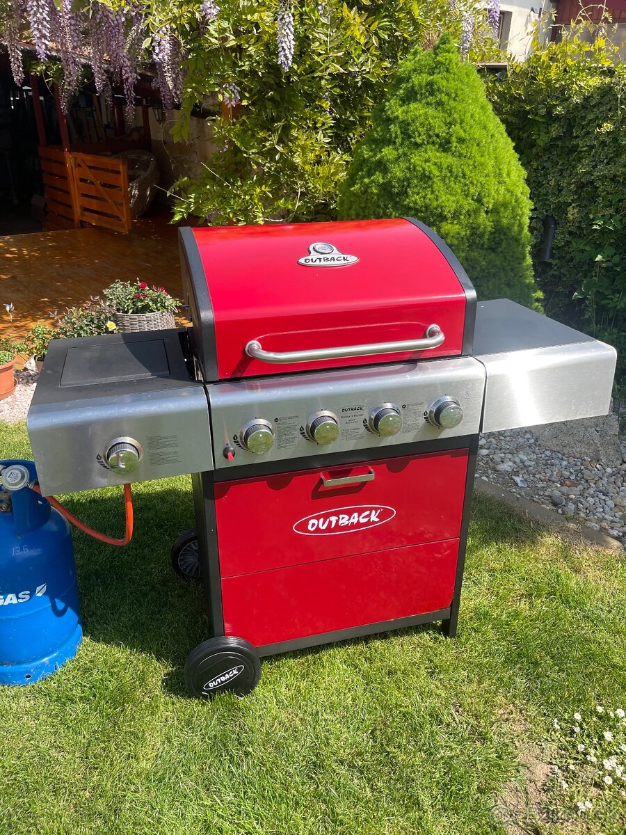Záhradný hybridný gril Outback Jupiter 4 Burner