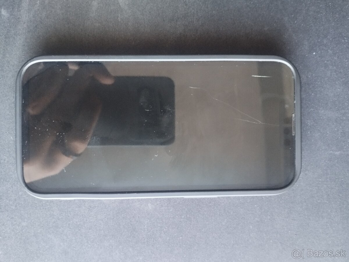 Iphone 13 nefunkčný displej