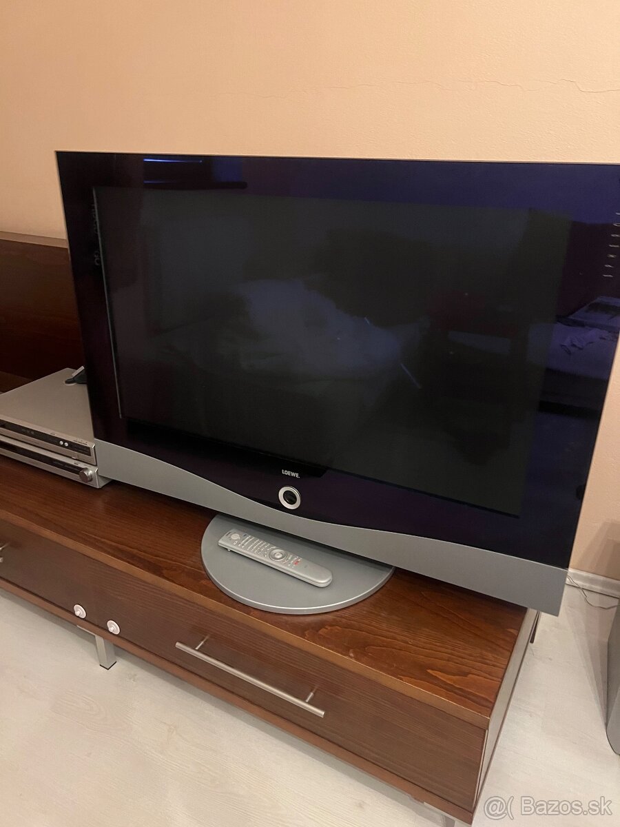 Loewe Spheros R37 televízor