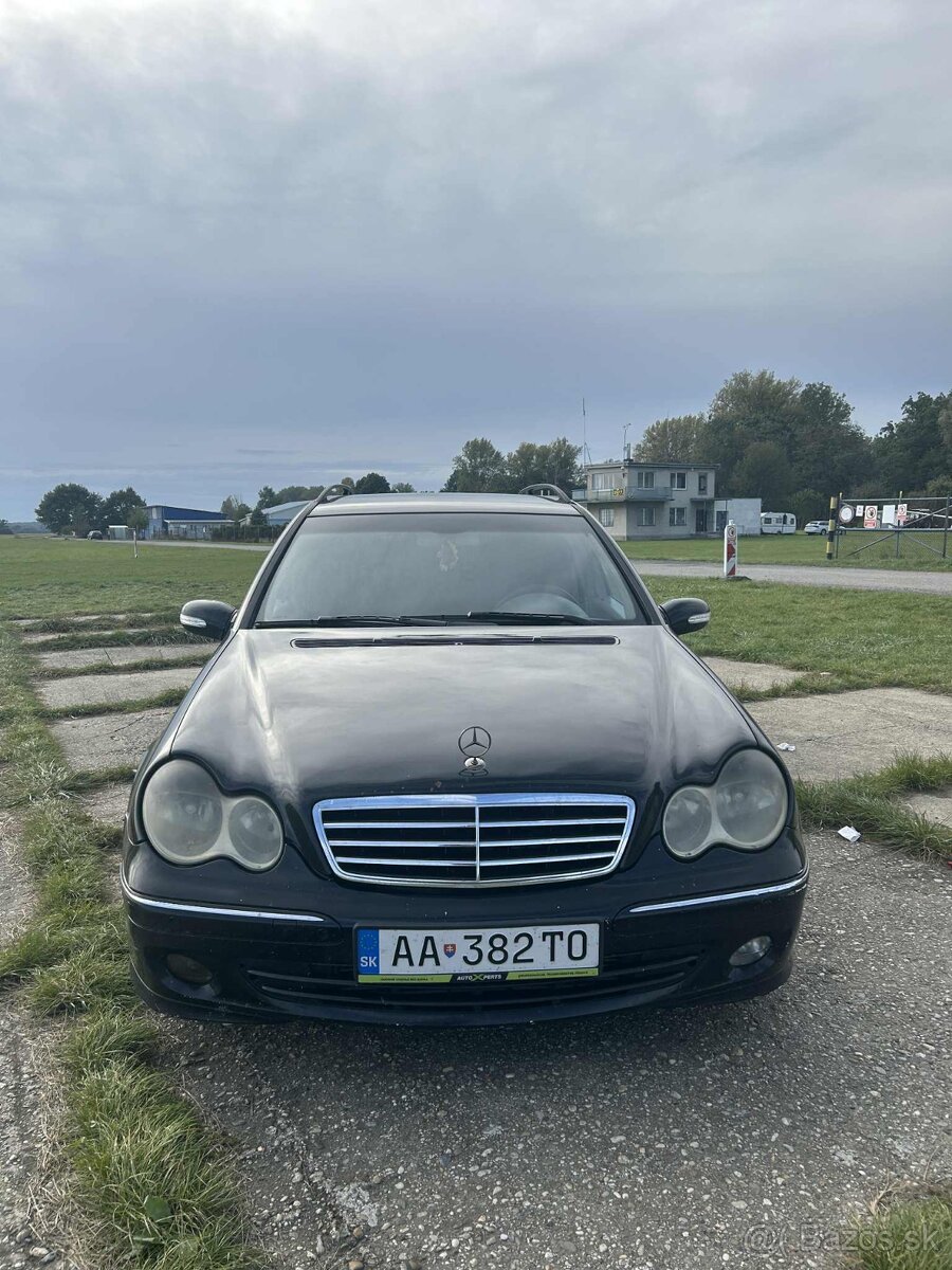 Mercedes Benz C220