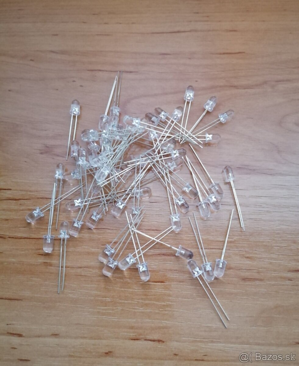 Svítící diody BÍLÉ 60ks - NOVÉ