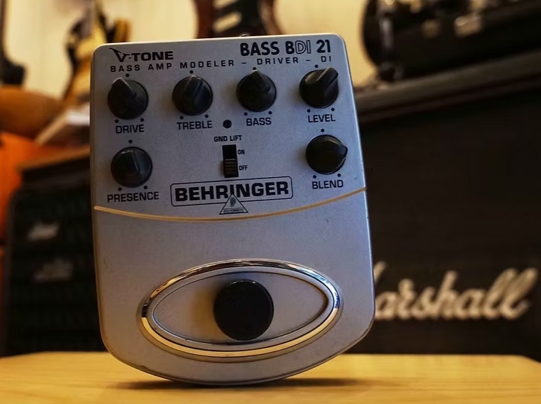 Predám: Behringer BDI 21