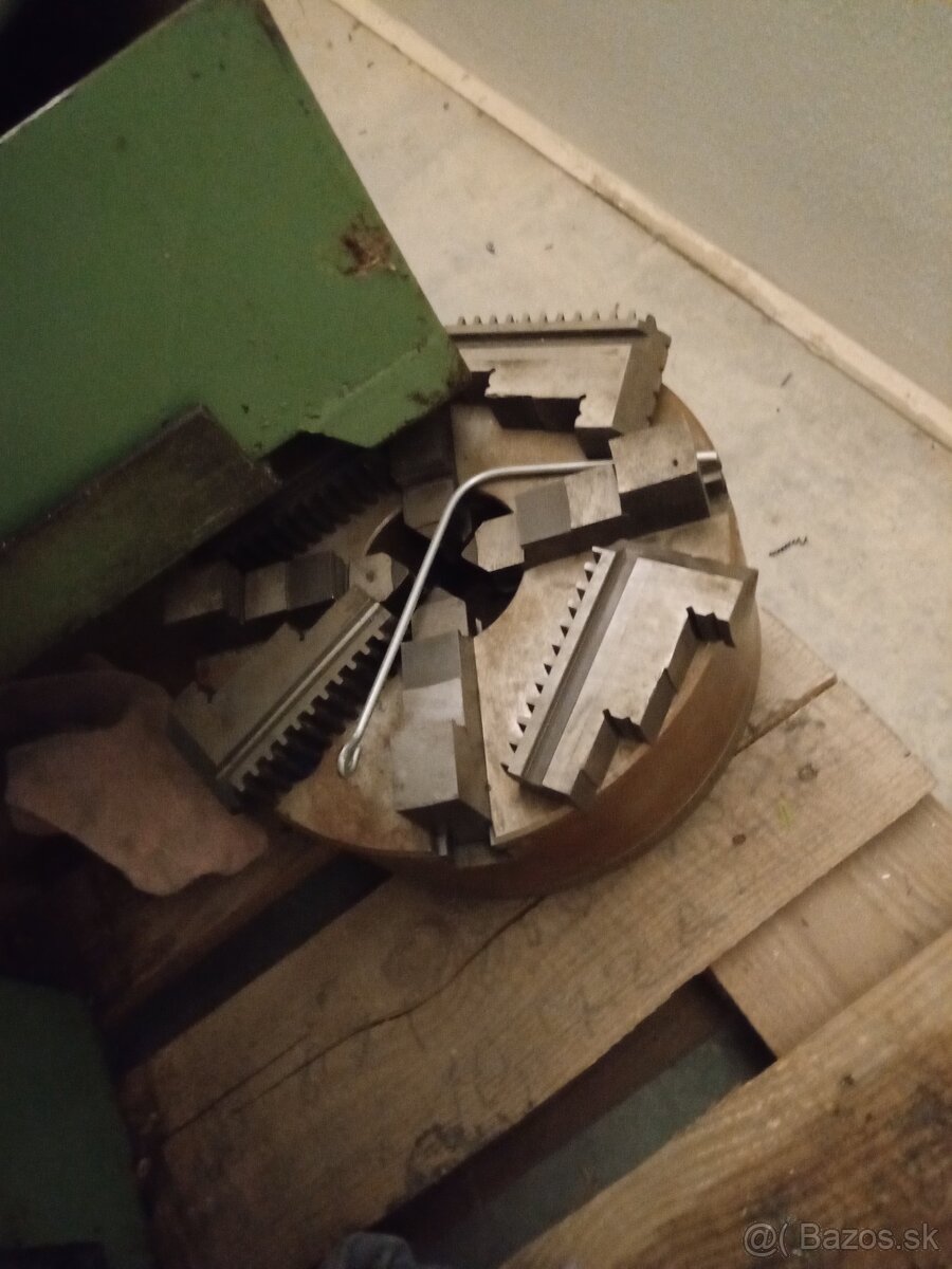 Sklucovadlo univerzalka