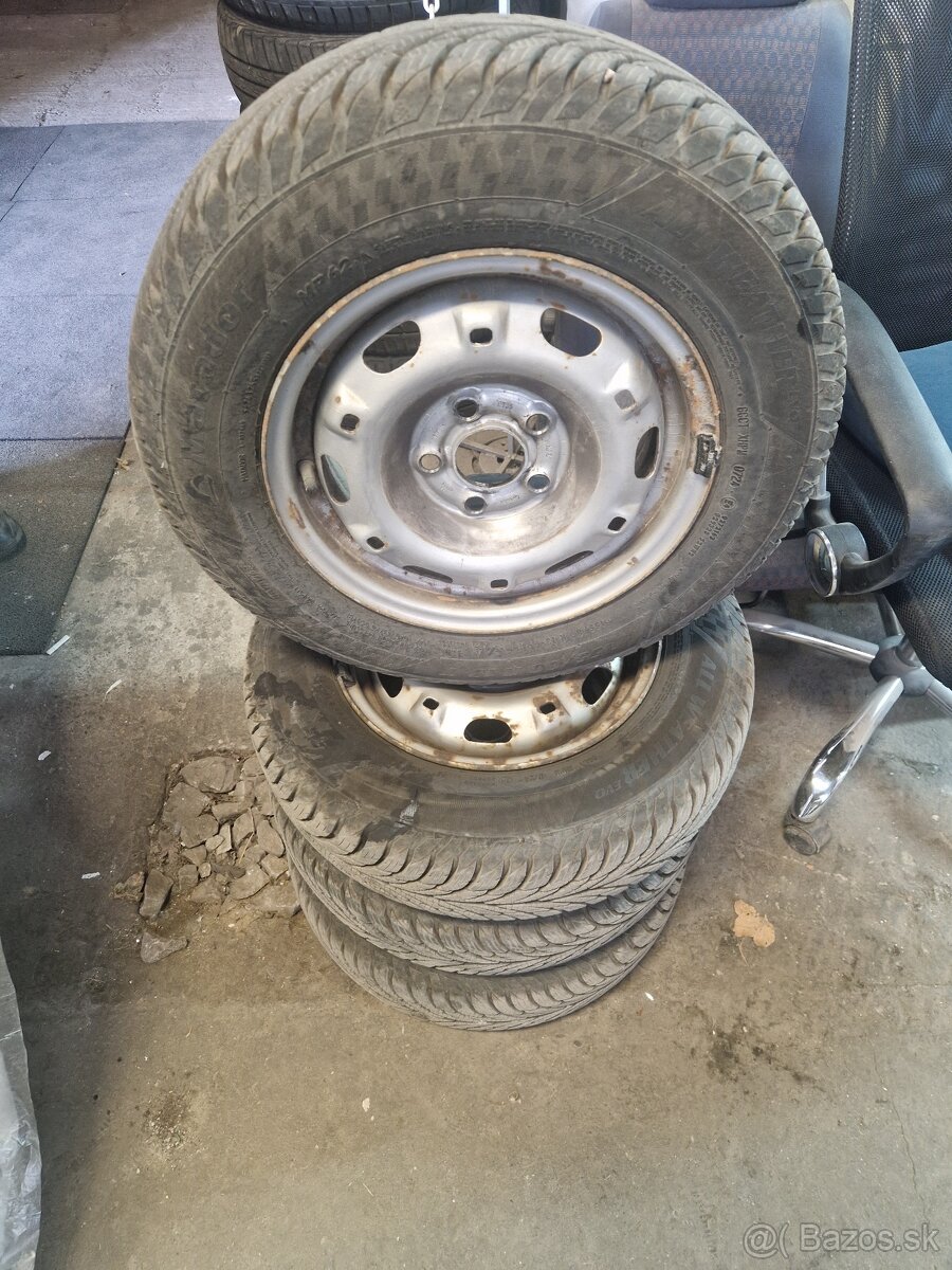 5x100R13 / 155/80R13 79T MATADOR