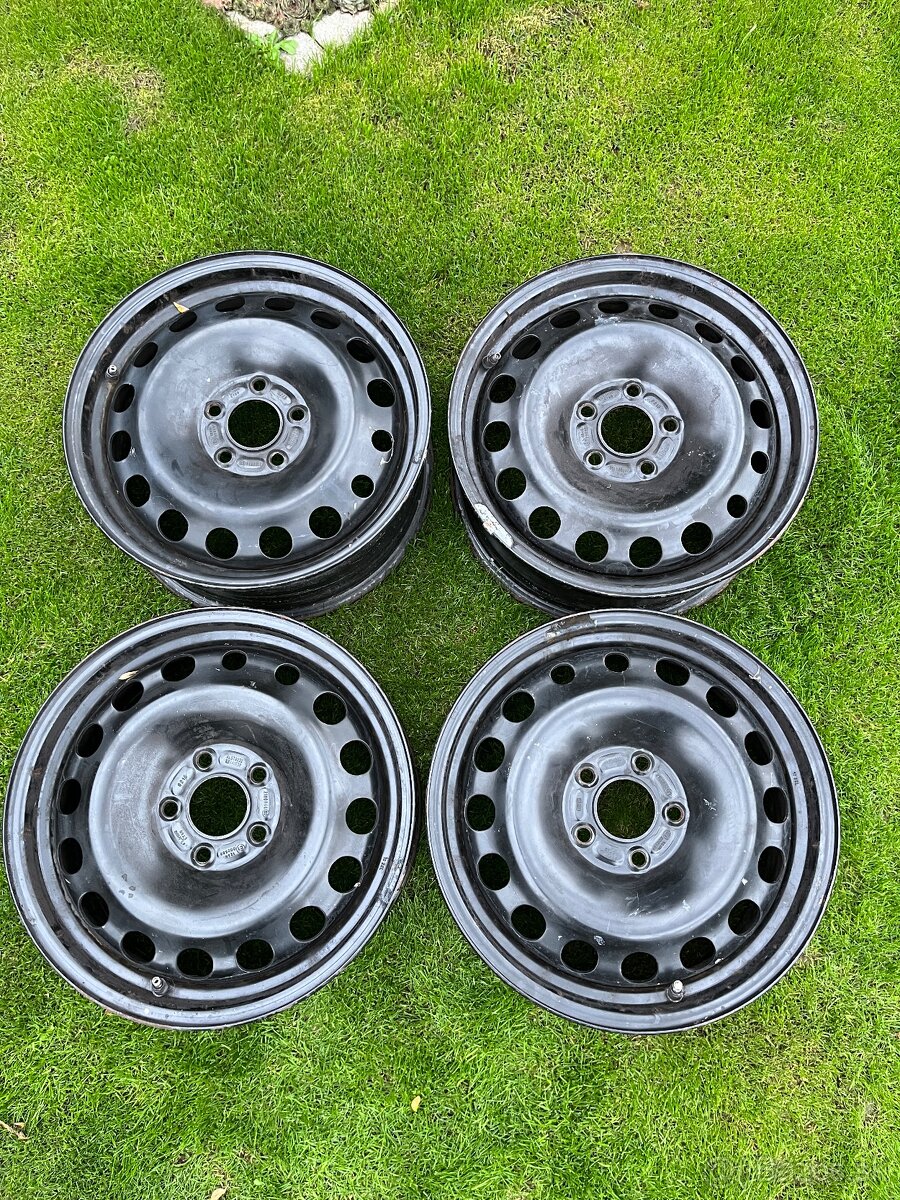 Plechove disky Ford R16