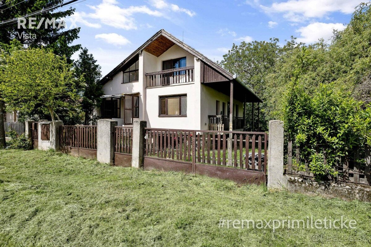 NA PREDAJ rodinný dom nedaleko Nitry