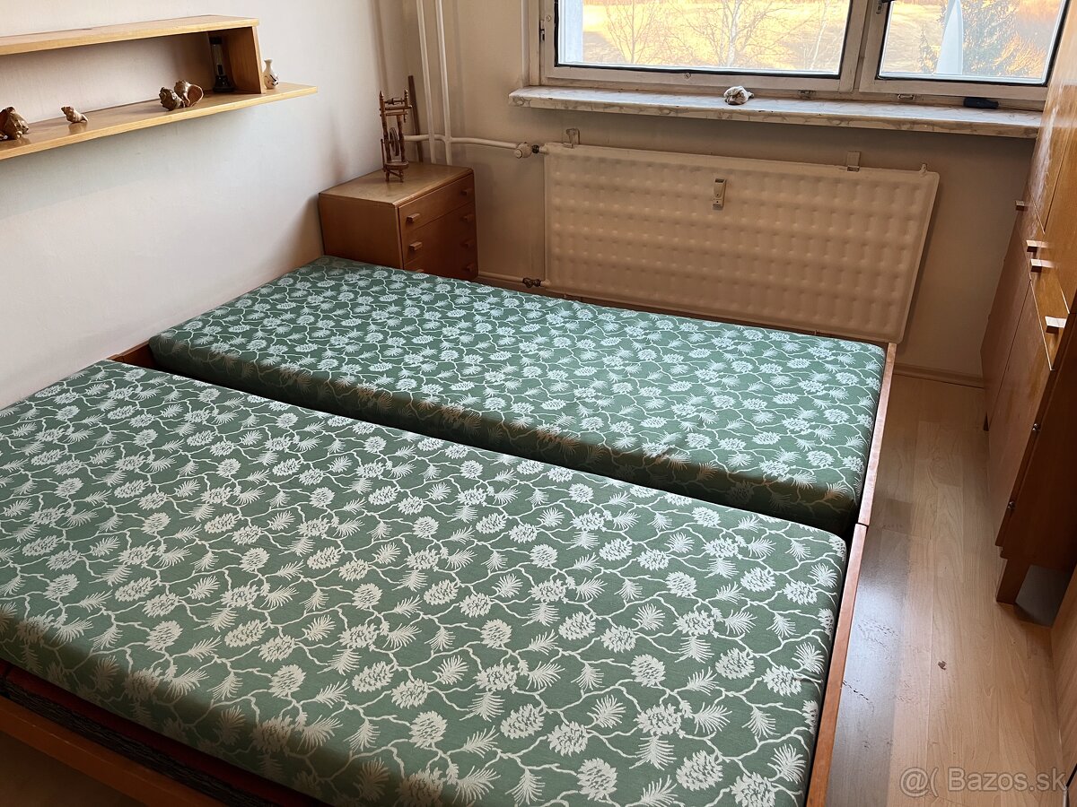 Postele na predaj samostatne alebo ako manželská postel