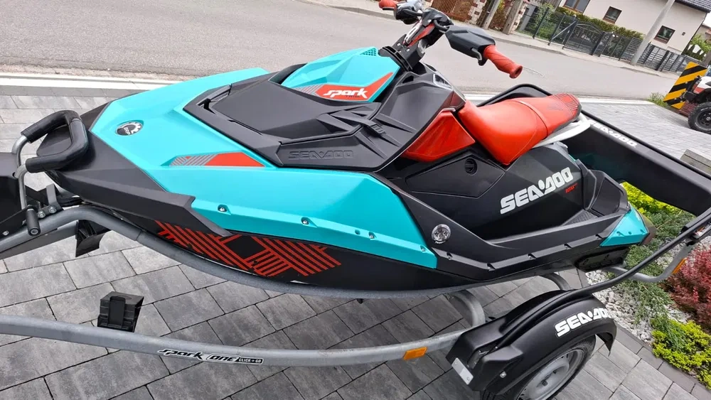 Sea-Doo Spark Trixx 2UP IBR 2017 110KM 68mth