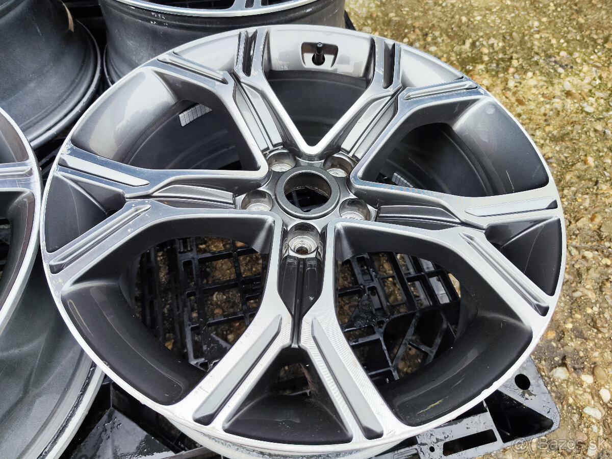 Alu sada =5x114,3= R19= KIA STINGER = DVOJROZMER