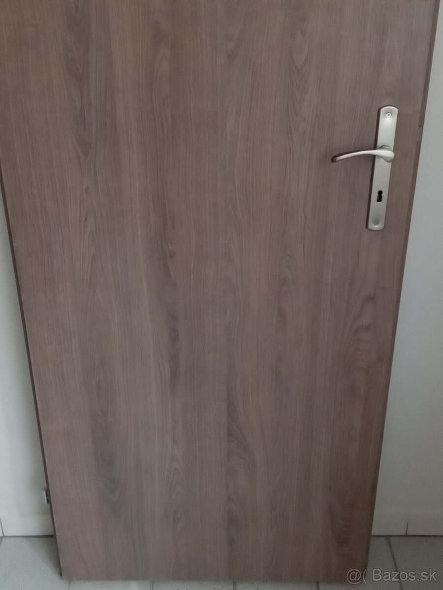 Predám dvere 70 Pravé