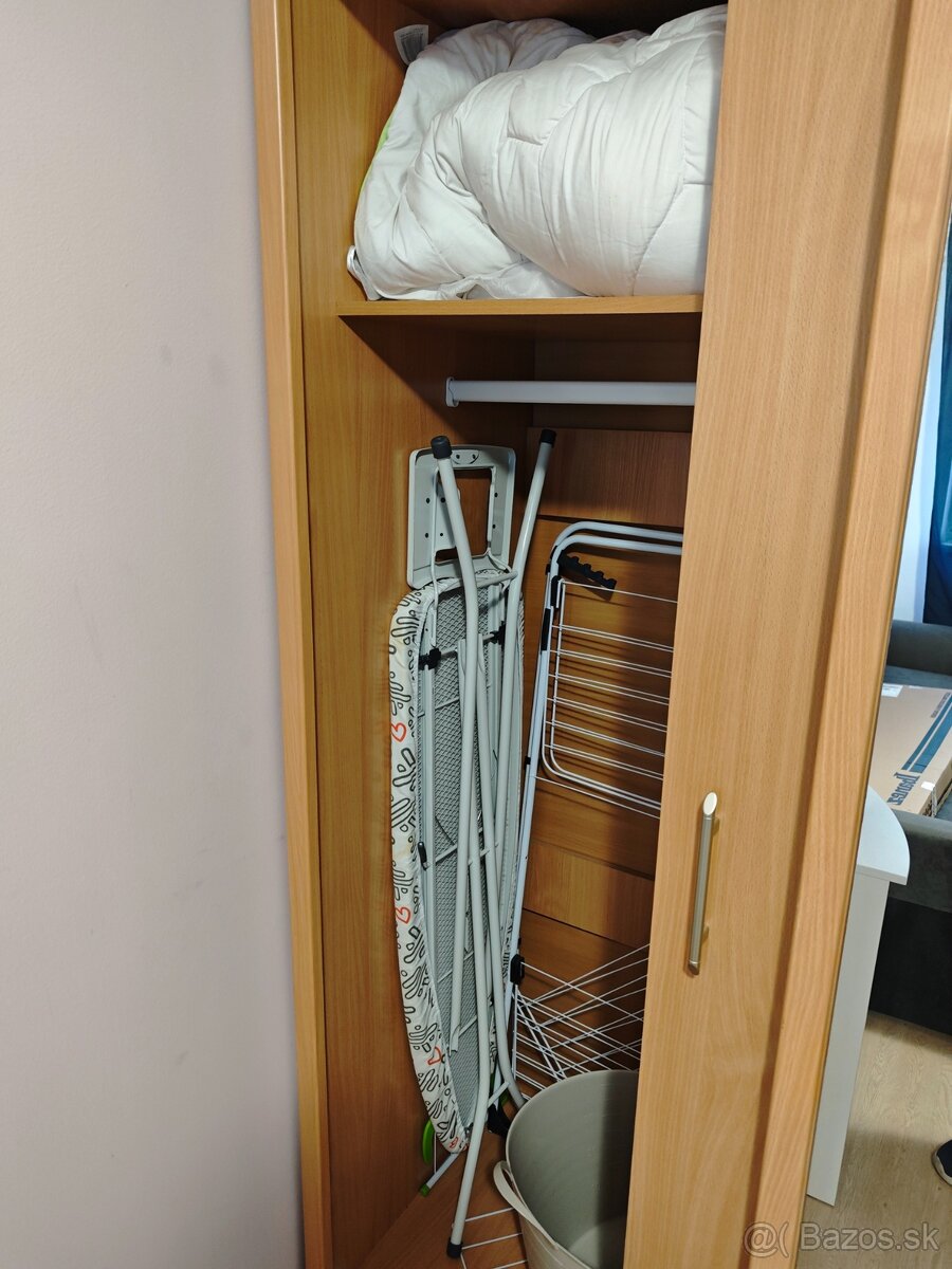 Darujem za odvoz - skrina