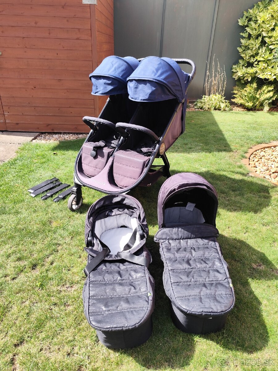 Kočík pre dvojičky