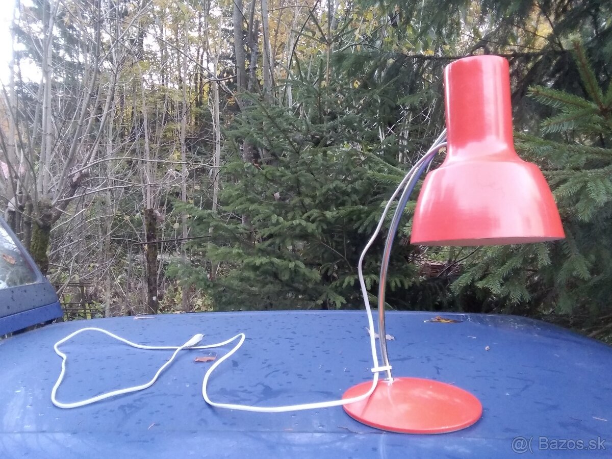 Stará lampa retro plech