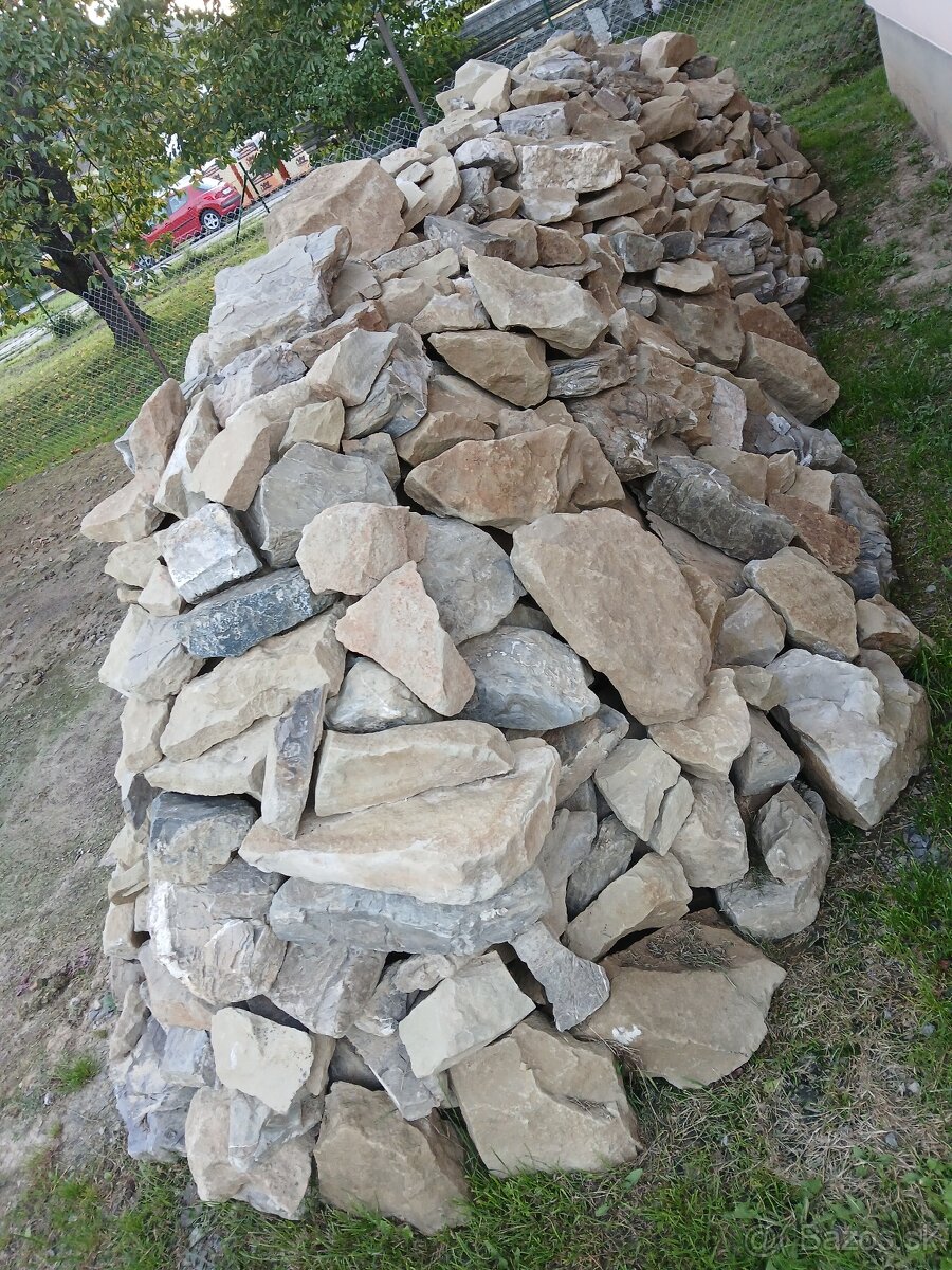 Predám vyčistený kameň zo starého domu cca 15ton.