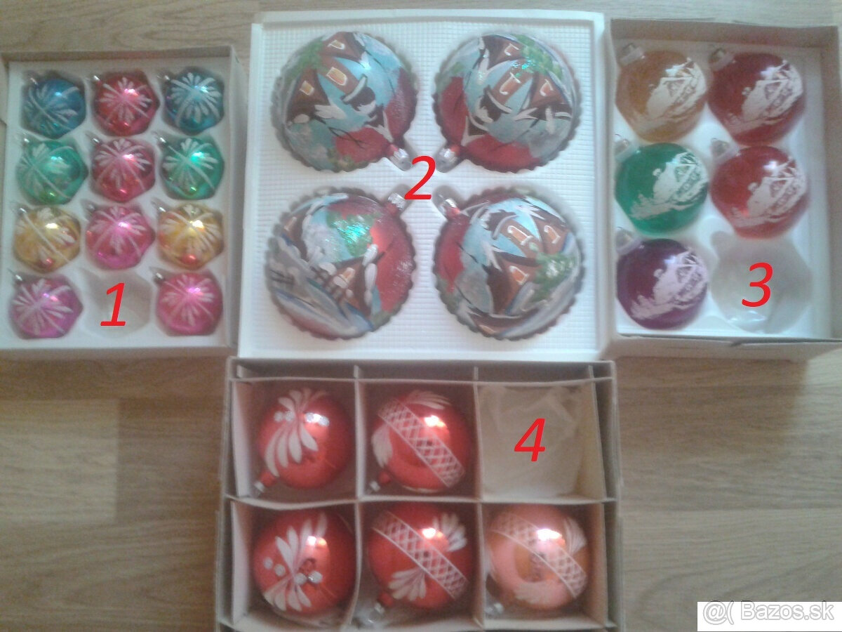 PREDAM RETRO VIANOCNE OZDOBY - GULE, VLOCKY