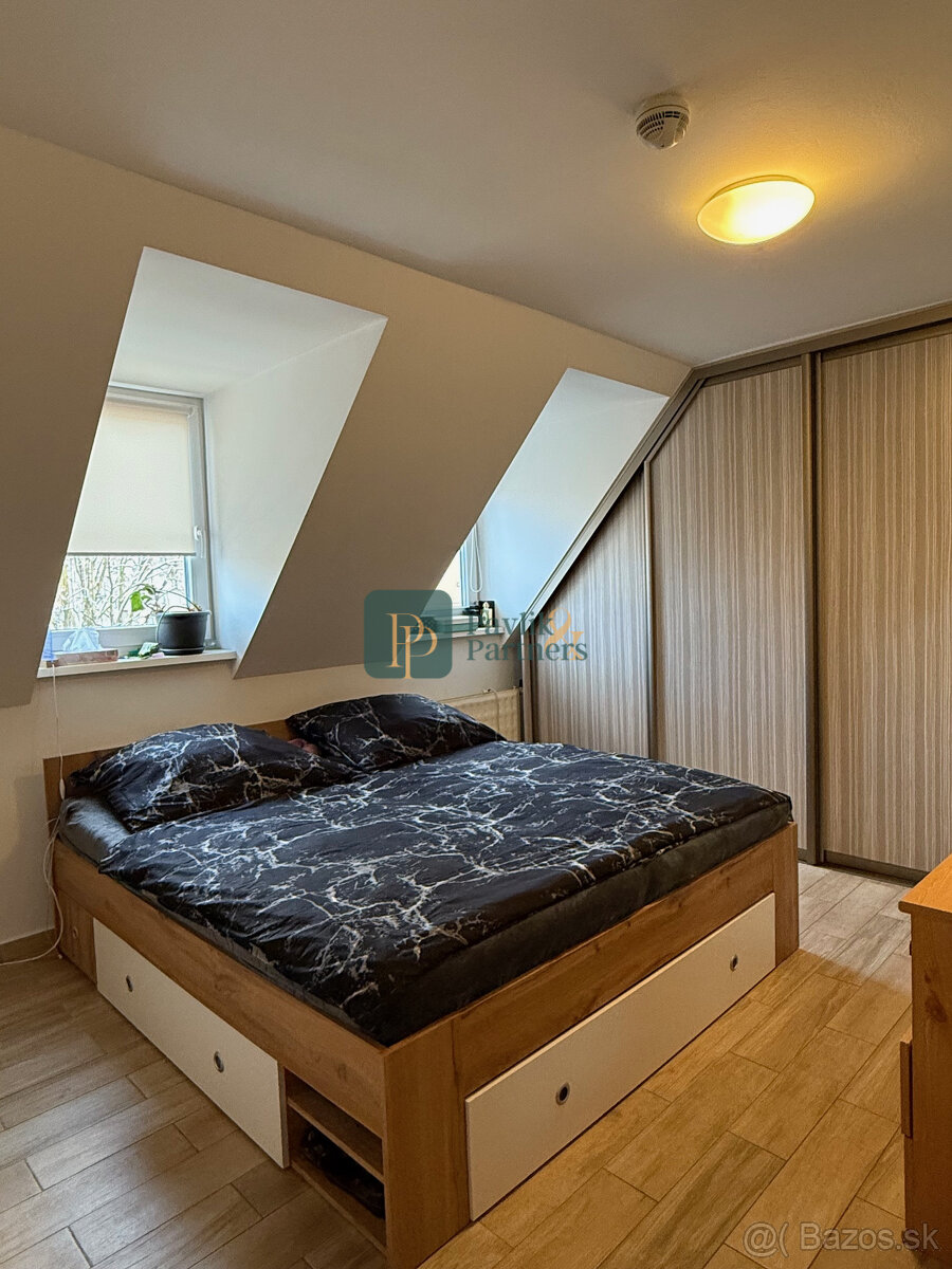 Prenájom zariadený 2 izbový byt, úplné centrum mesta