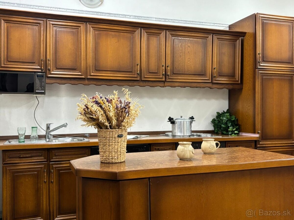 Elegantná rustikálna kuchyňa HERMÍNA