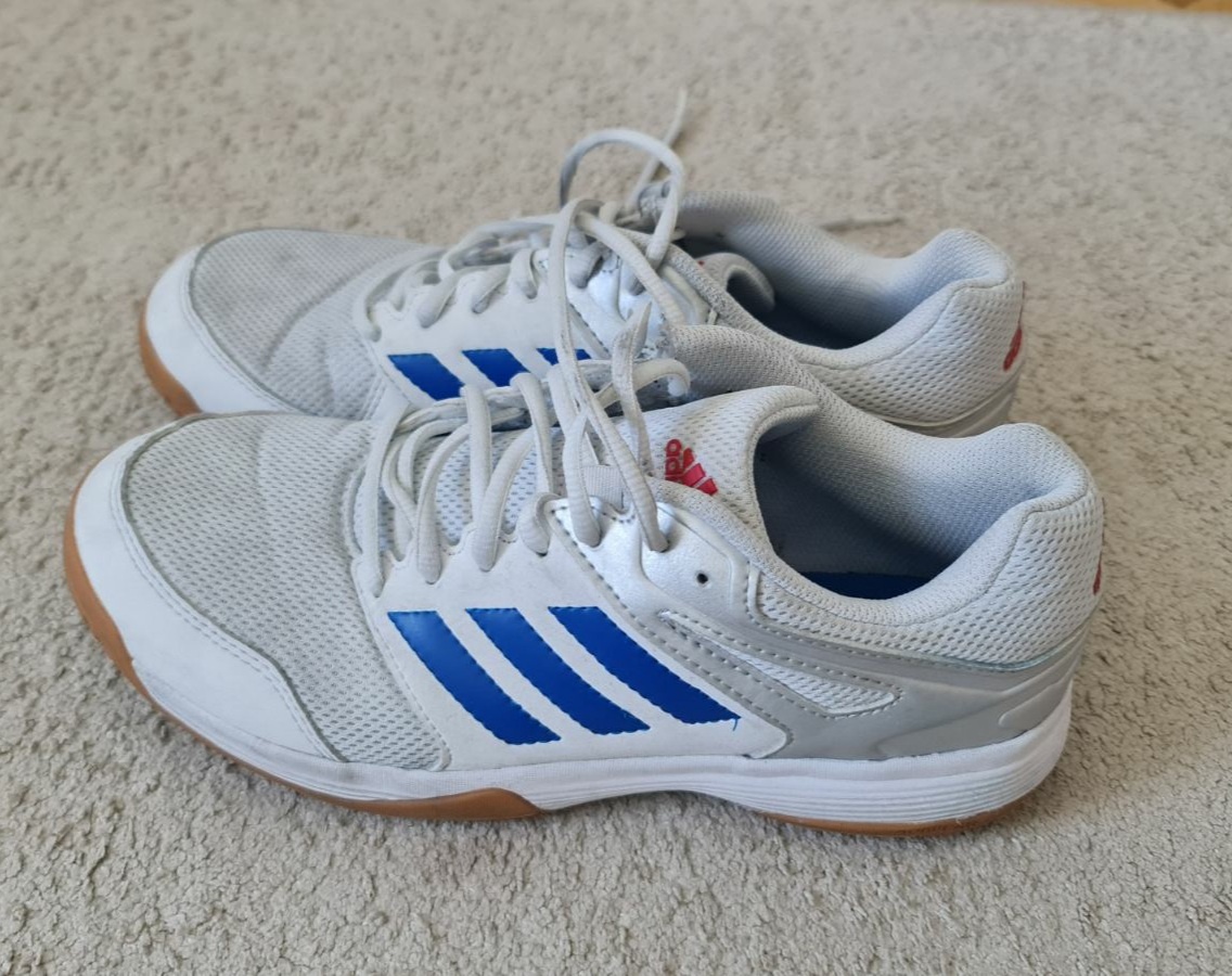 Halovky Adidas v. 41