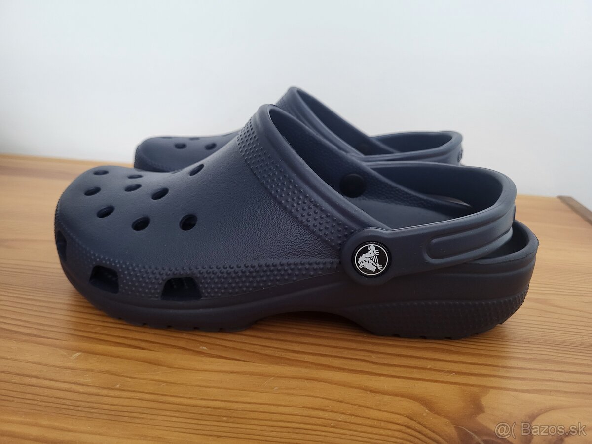 Crocs J5