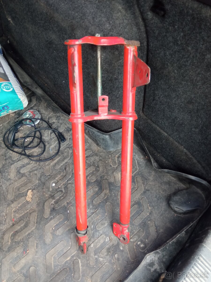 Vidlica babetta 210