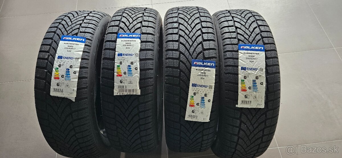 Zimné pneu Falken 205/60R17 93H