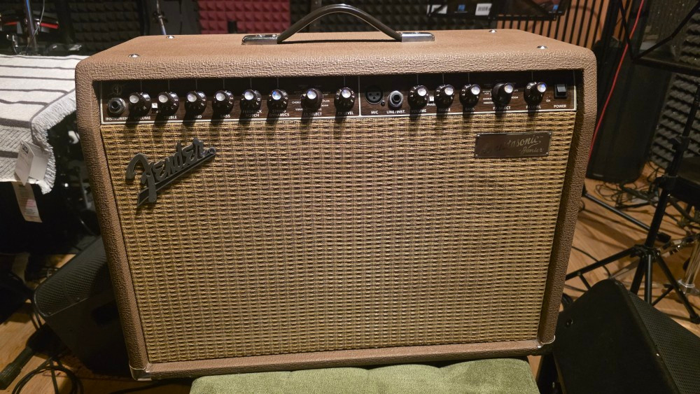 Predám akustické kombo Fender Acoustasonic Junior DSP (80W)