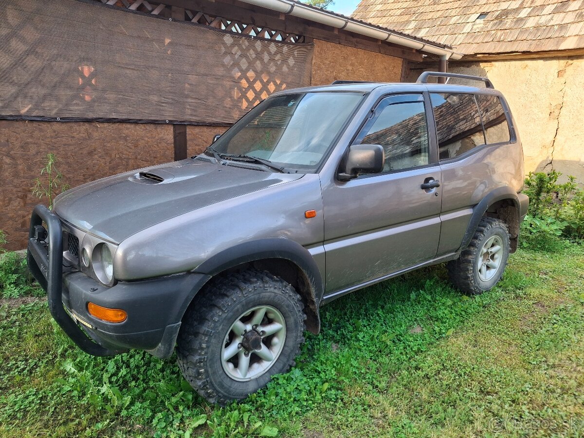 Nissan Terrano 2