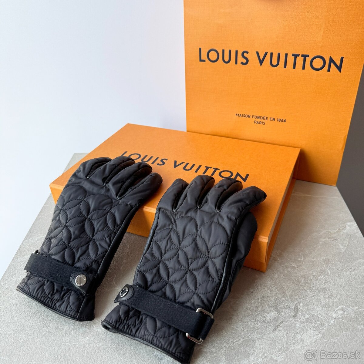 Originál LOUIS VUITTON dámske čierne kožené rukavice