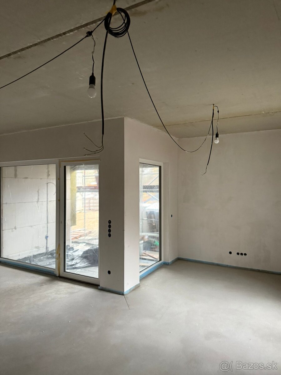 Elektrikár – Kassel Nemecko, Bytová elektroinštalácia