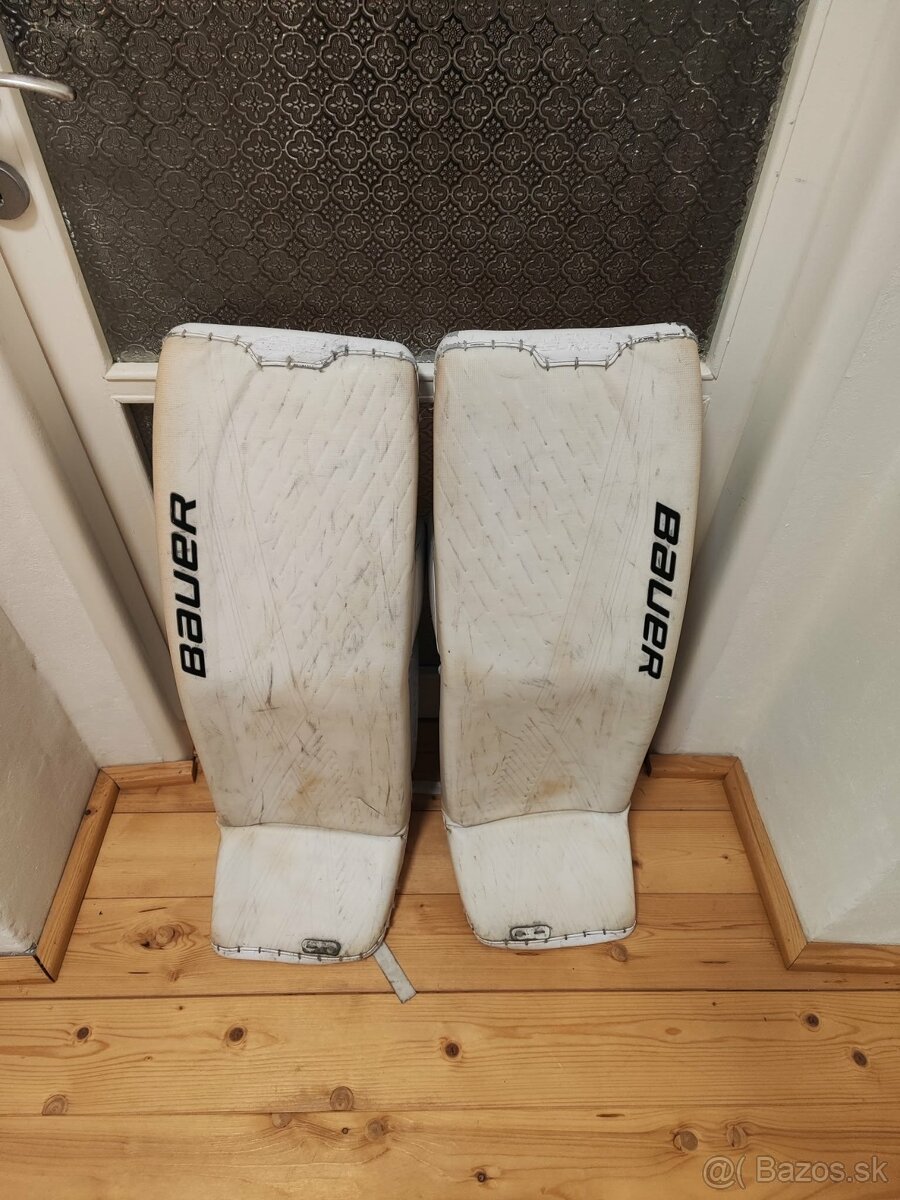 Brankárska výstroj