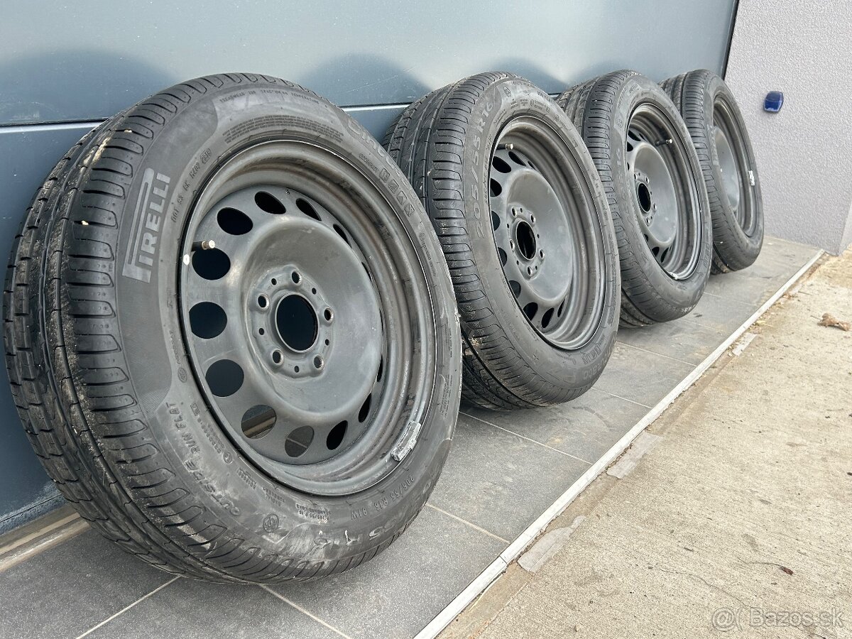 Letná sada 205/55 R16 pre BMW