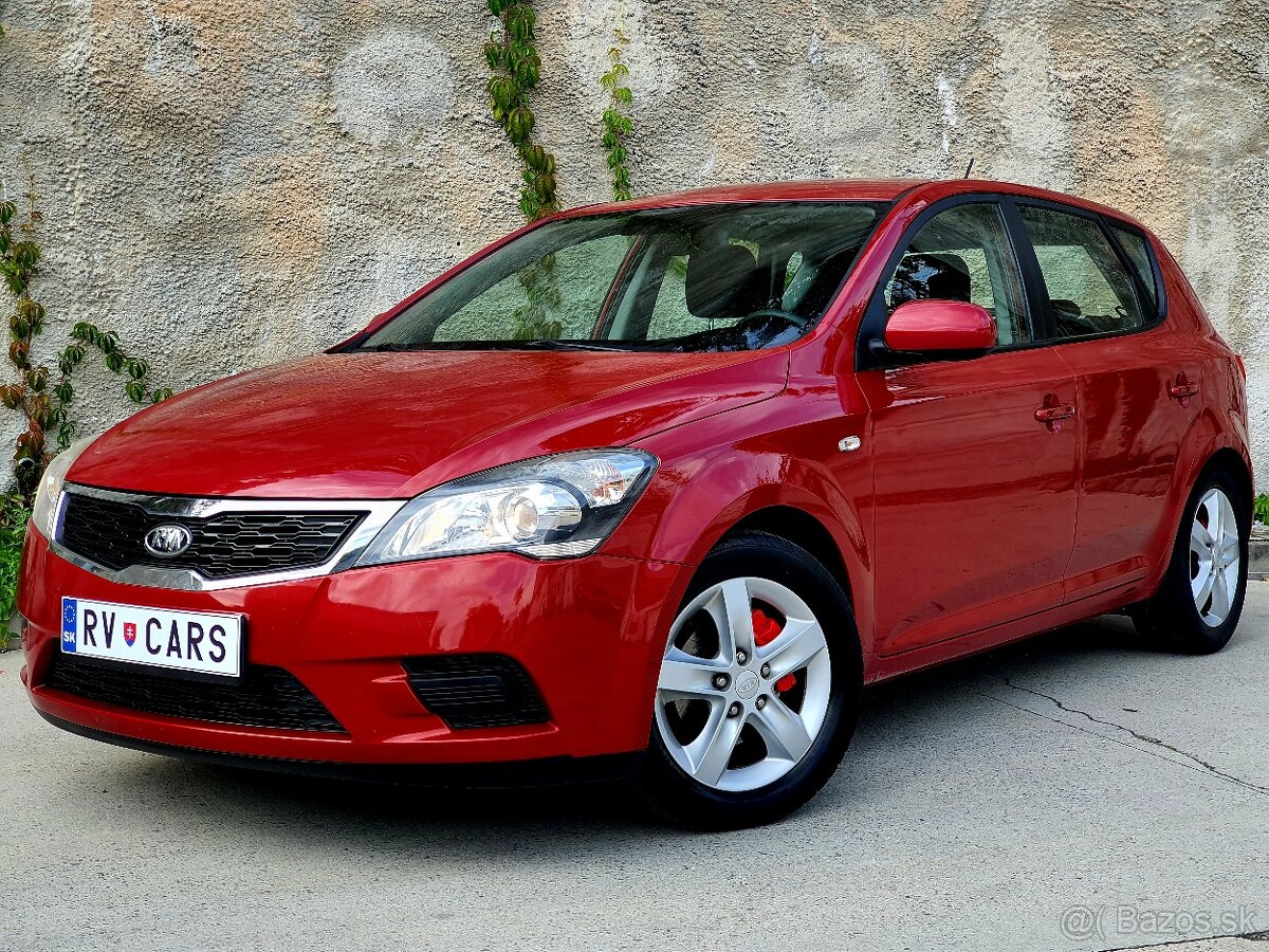 Kia Ceed 1.4 16v 66kw 90ps-kúpené v SR-2010-top stav