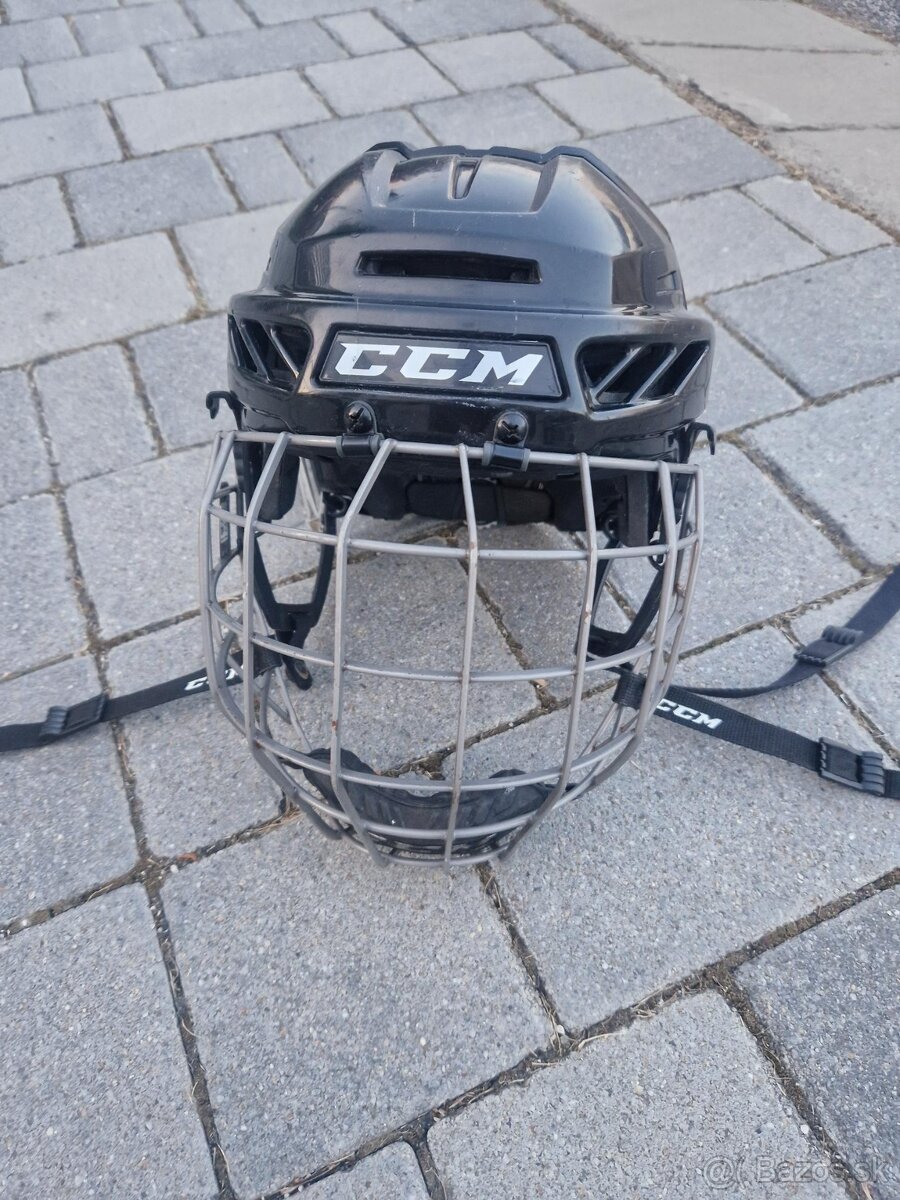 Juniorská hokejová prilba CCM