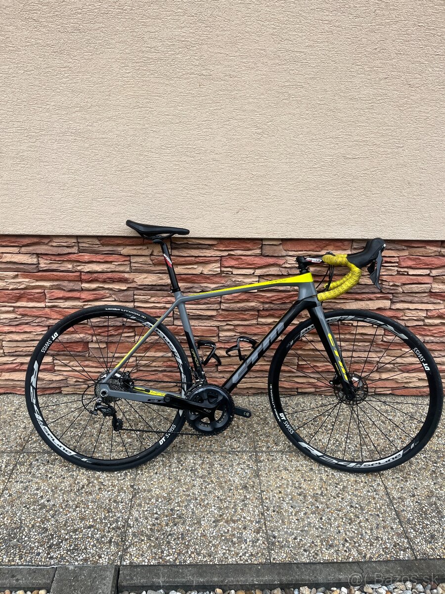 Karbónový Cestny bicykel CTM arrow