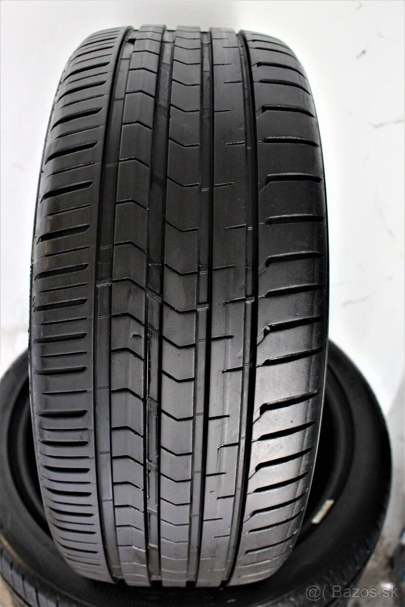 Pneumatiky VREDESTEIN 225/40 r18 Letné