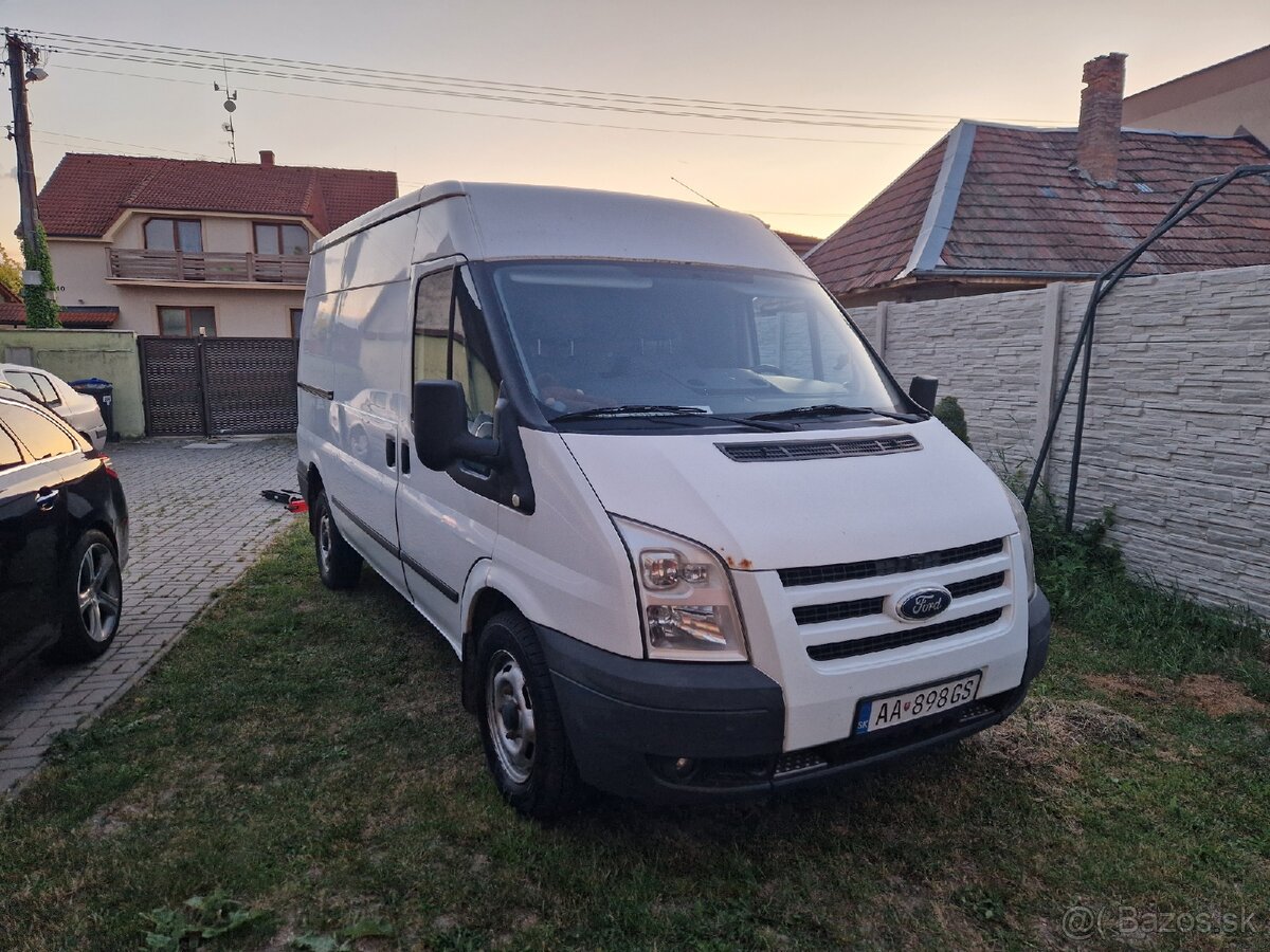 Ford Transit 350M 2.2 TDCi 103kW