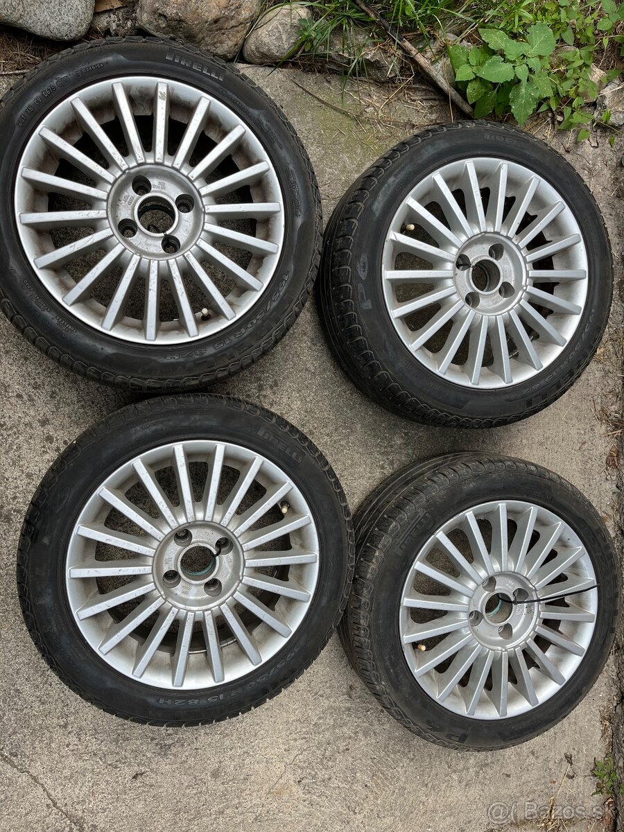 Elektróny 4x100 R15