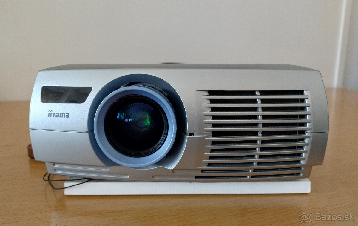 iiyama projektor LPS130