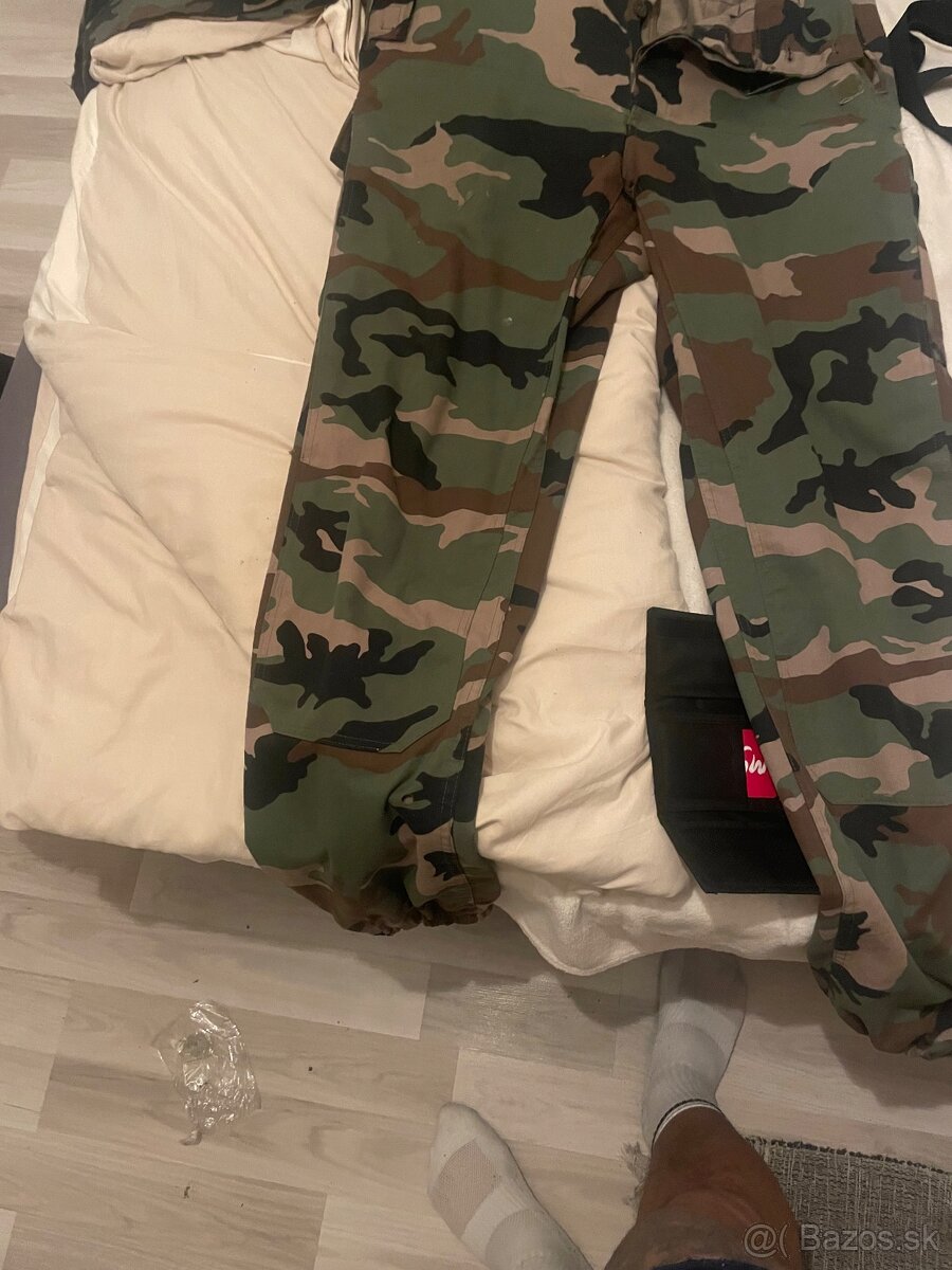 vojenská originál bunda aj rifle