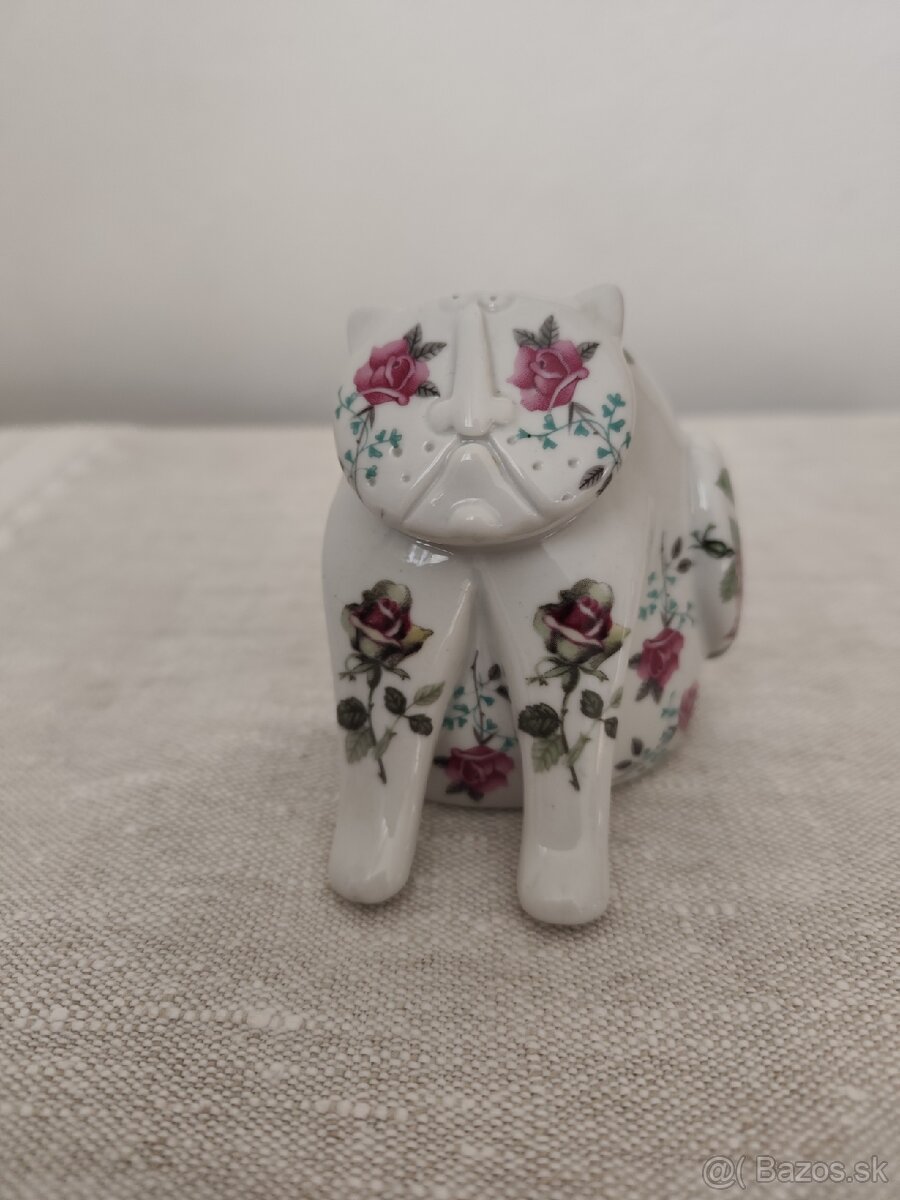 Royal dux mačka Rada brusel porcelánová soška