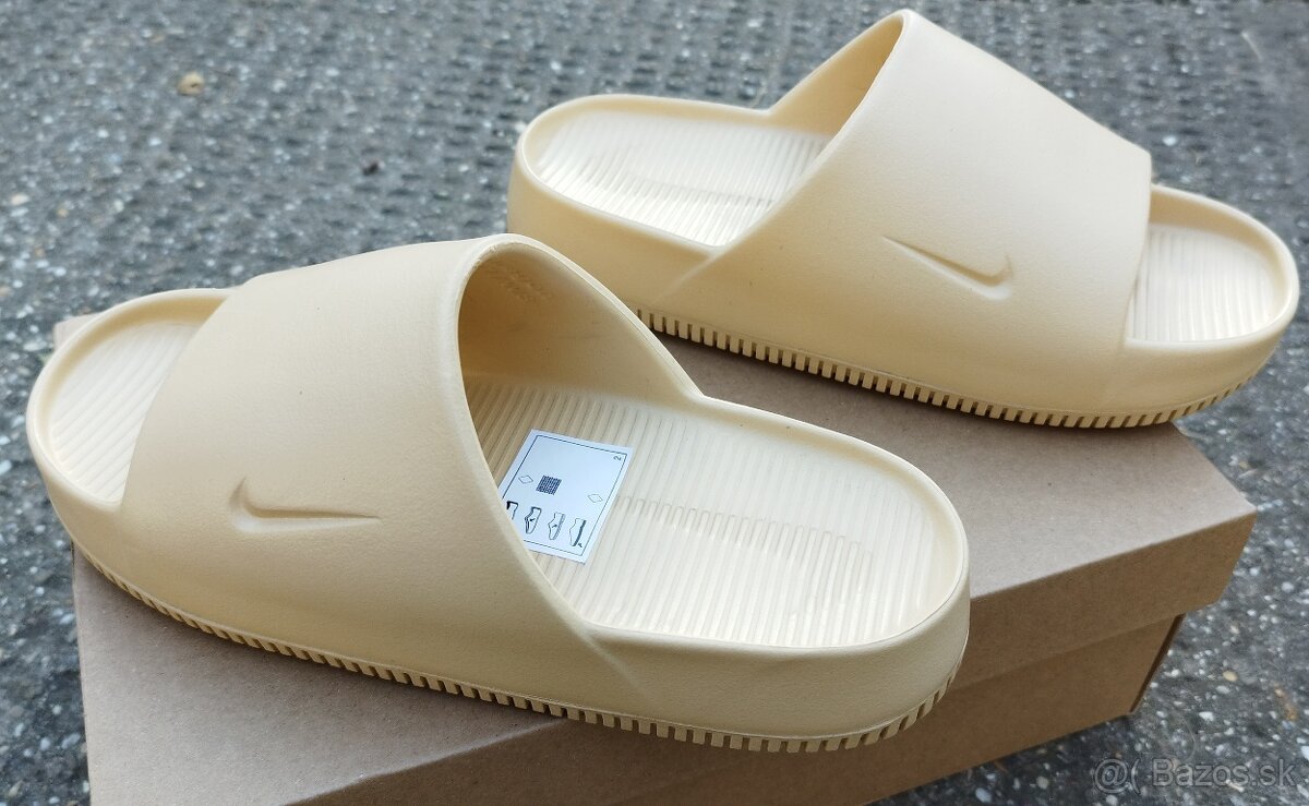 Nike Calm slide -sesame