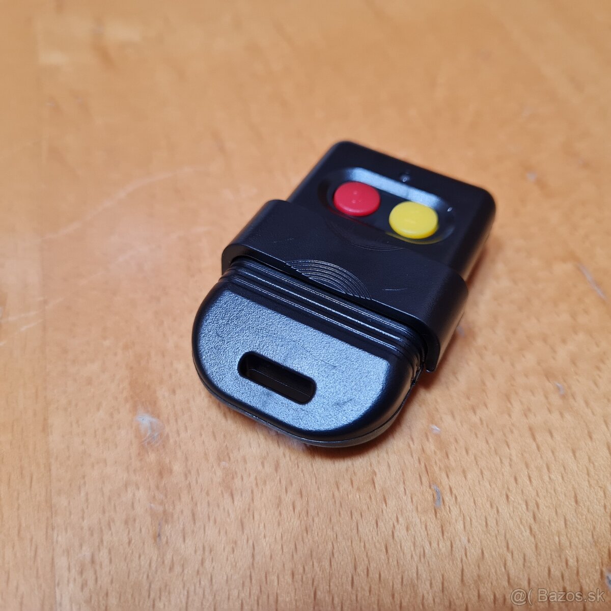 diaľkové ovládanie s frekvenciu 433 (330)MHz DIP prepínač 8p